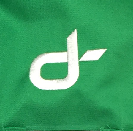 Логотипы вышивка